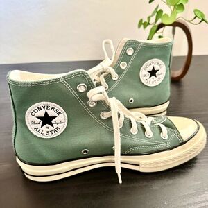 Converse Chucks 70 High Tops in Green & Cream. Brand New Size 6 - 8 in Women’s.